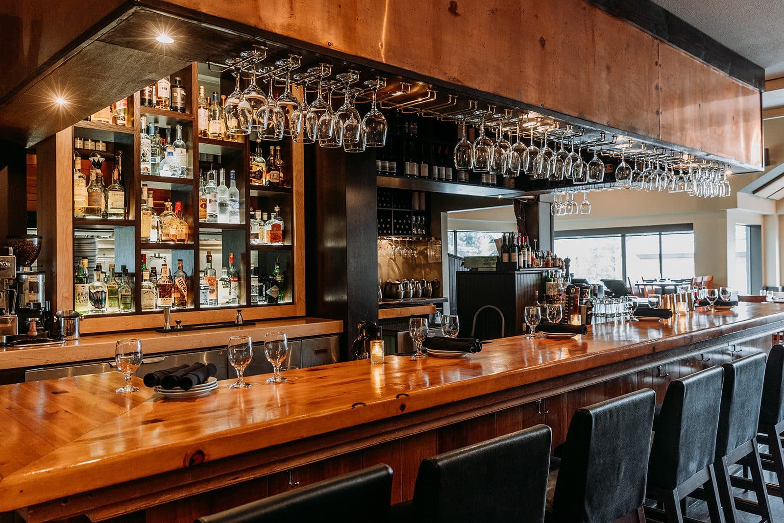 21 Steps Kitchen + Bar